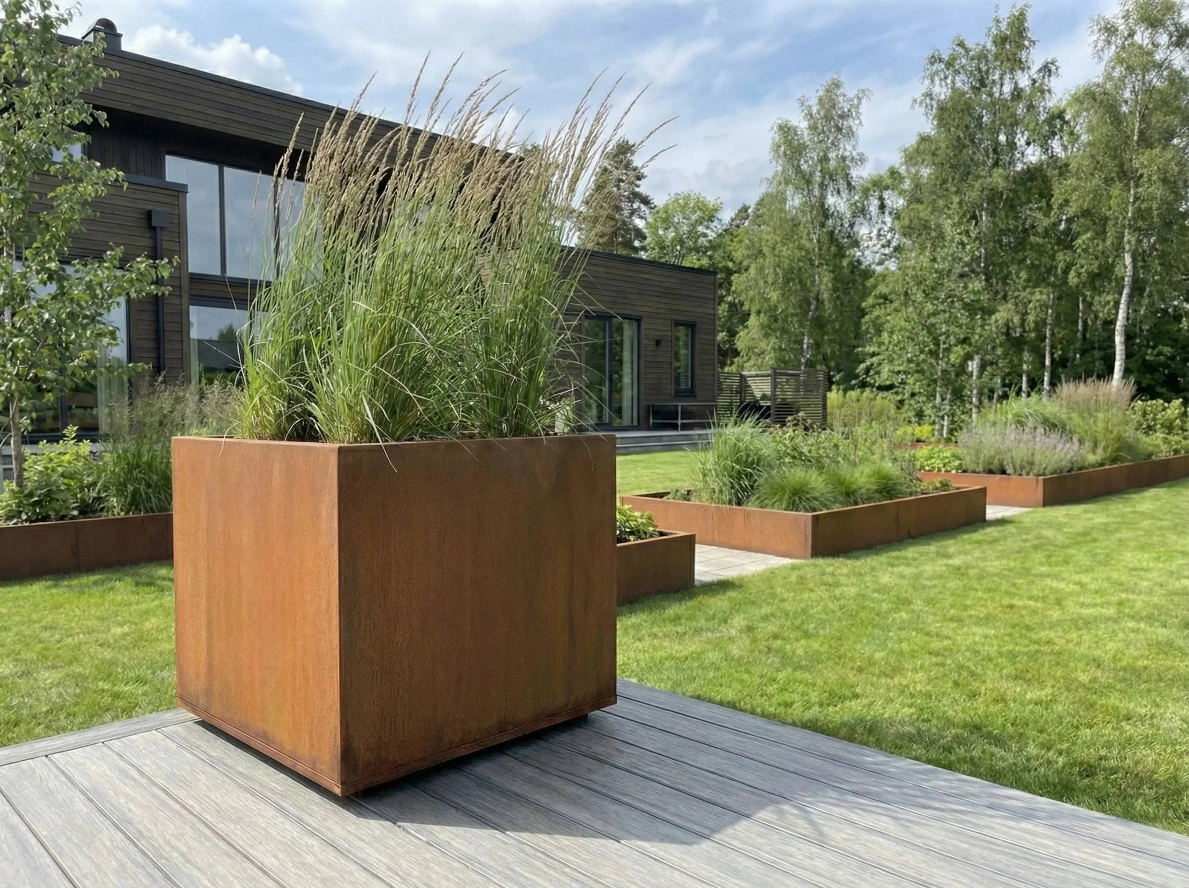 Designplåt Planteringslåda Corten 80x80 modern trädgård Side