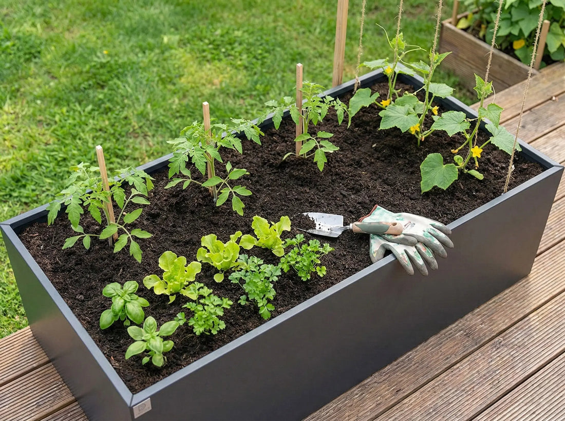 Designplåt Odlingslåda Svart 120x80x60 altan odling plantor top